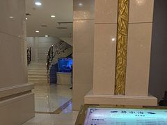 -碧中海汤泉汗蒸酒店
