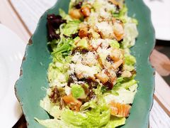 三文鱼牛油果海鲜沙拉-娜娜家·Nana's restaurant(国金汇店)