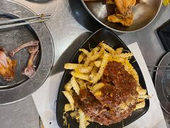 原味炸鸡和酱油鸡双拼-MI WU FACTORY米屋美食工厂餐厅(绿地店)