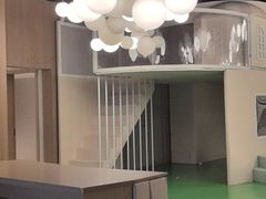 -涨巢·潮玩水疗局