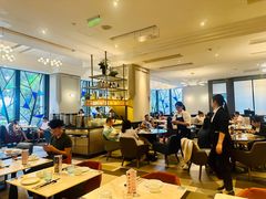 -港丽餐厅(高德置地店)