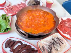 -毛辣果·贵州红酸汤牛肉火锅(西单店)