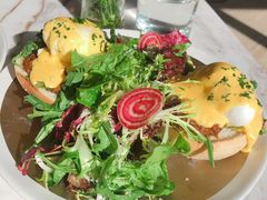 疯狂手撕牛肉班尼迪克蛋-The Rug Cafe(王府中环店)