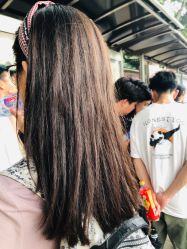 中发-Moyue HAIR SALON