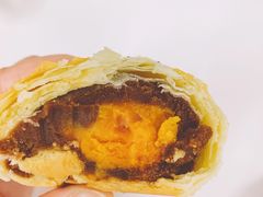 蛋黄酥-风车面包