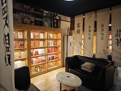 -新华里咖啡书吧(新华书店小寨店)