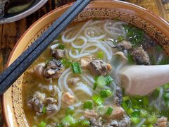 -正宗李家土鸡米线店
