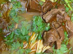 -金杨拉面王小吃面馆·牛三宝面·红烧牛肉粉
