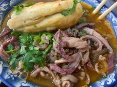 -白老大羊杂碎稍麦