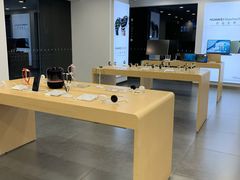 -华为授权体验店(上坤上街购物中心)