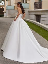 -GRACE KELLY婚纱与礼服(天津店)