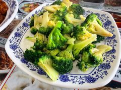 清炒西兰花-馅老满·生春阁(慕田峪店)