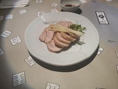 -穹六人间 people 6(岳阳路店)