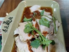 -亮亮面馆(经六路店)