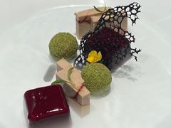 -荷风细雨·中国茶宴(碧云店)