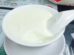 义顺牛奶公司(铜锣湾骆克道店)-义顺牛奶公司