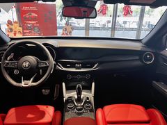 -上海保利玛莎拉蒂和阿尔法罗密欧(华翔路店)