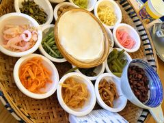 -包整·丝娃娃(一览甲秀楼风景店)