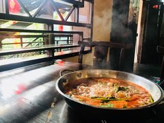 黄腊丁-野山舂·贵州现舂酸汤牛肉(东山店)