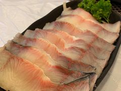 -鲜入围煮花胶鸡海鲜火锅