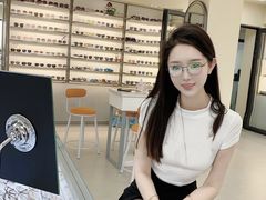 -潘多拉眼镜·蔡司依视路明月(潘家园店)