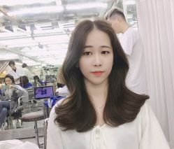 点击看大图 -COMO SALON 烫染可茉发型