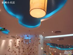 我喜欢天花板-钰花溪(国瑞城店)
