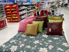 -家乐福(四元桥购物中心店)