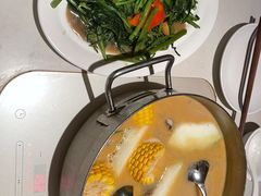 -肥仔文澳门猪骨煲(南京西路店)