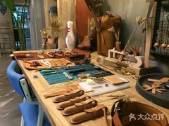 -HIGH FIVE哈福手工汉堡(桂林路店)