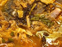 -在巷子里的烤肉店·螺蛳粉烤鱼·牛蛙(和美城店)