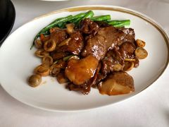 双菇炒澳洲牛肉-金轩中餐厅 Jin Xuan(浦东丽思卡尔顿酒店)