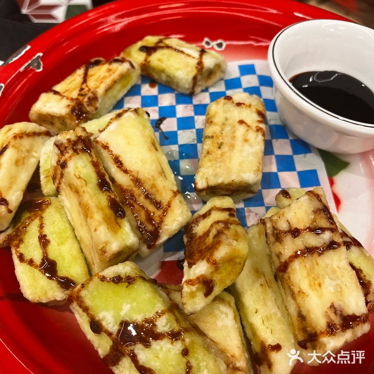 选用新鲜茄子为主要食材，经过独特的冷处理工艺