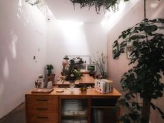 -尤加利咖啡馆