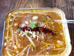 -花儿姐与战哥的美食档