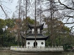 -汇龙潭