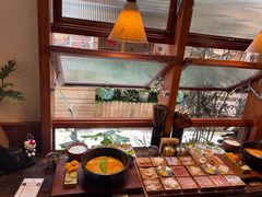 -银米·云南传统过桥米线(双廊黑金冠店)
