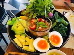 -Kub Kao Kub Pla (Terminal21)