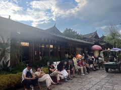 -菌自由丨野生菌火锅特色庭院餐厅(丽江古城店)