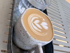 -UNI UNI(环亚凯瑟琳店)