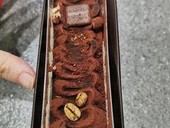 -文艺复兴百货(米兰大教堂广场店)