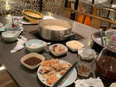 -捞王锅物料理(上海世茂广场店)