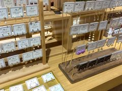 -九木杂物社(新奥购物中心店)