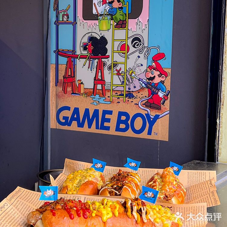 在南宁！！！超超超大号的美式热狗🌭️！！！