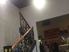 -上海跨国采购会展中心