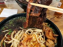 大肉面-小龙大肉面馆