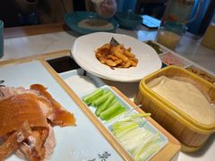 -荷塘秋月·本帮江浙菜(国权路店)