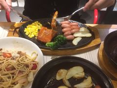-卢家妈妈·西餐厨房(卜蜂中心店)