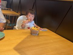 -菲滋意式餐厅(金华银泰城店)