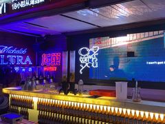 -龙巢盱眙龙虾·鸡煲·烧烤宵夜(坪洲店)